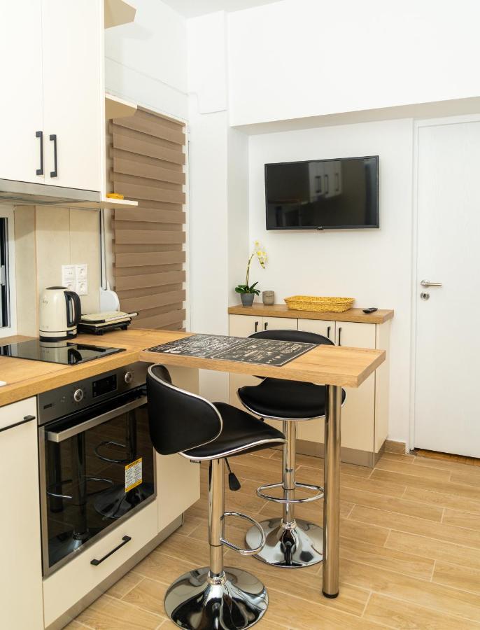 Modern Studio Chiou เอเธนส์ ภายนอก รูปภาพ